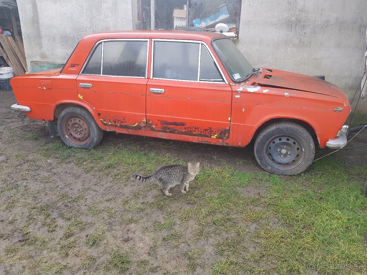 Lada 2103