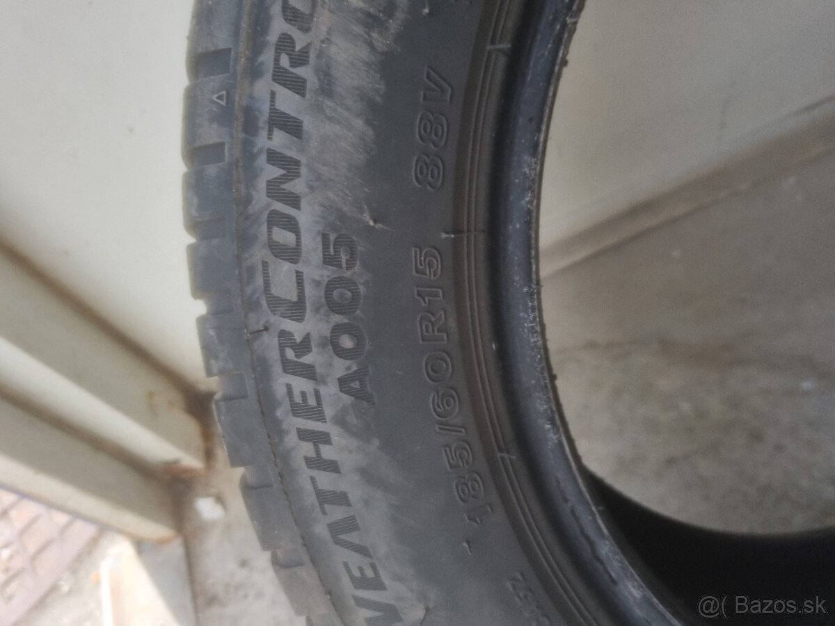 185/60R15 celorocne pneu