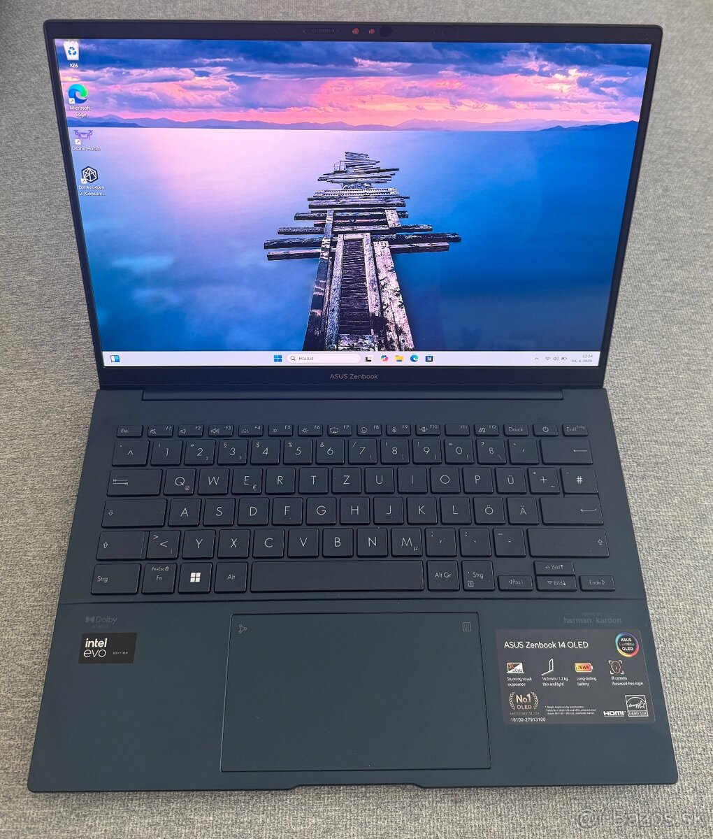 Asus ZenBook UX3405M Ponder Blue