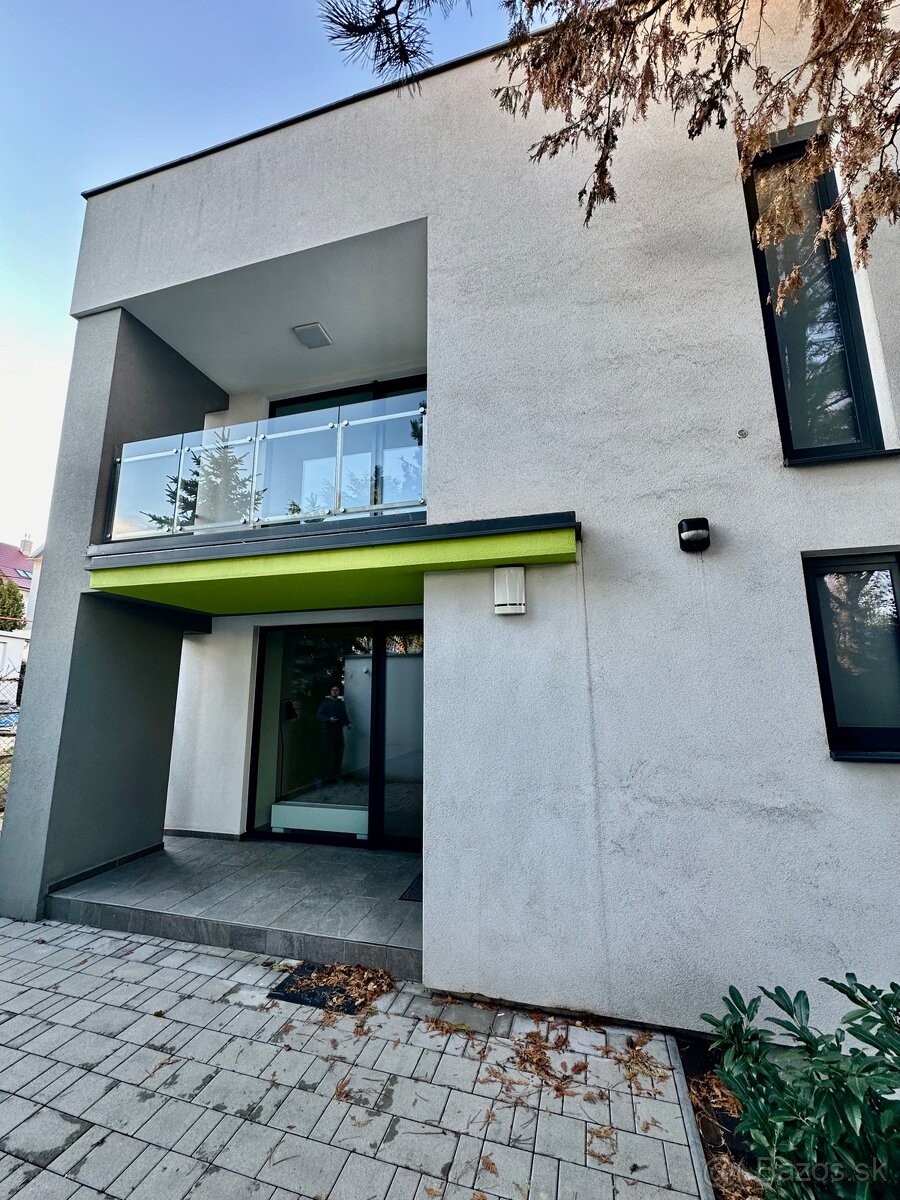 Predaj 4 izb. rodinný dom Mudroňova ulica Bratislava.