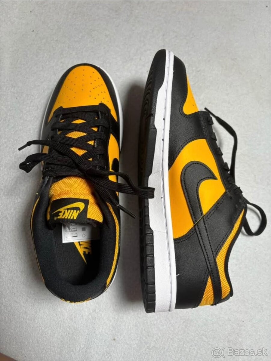 NIKE DUNK LOW YELLOW