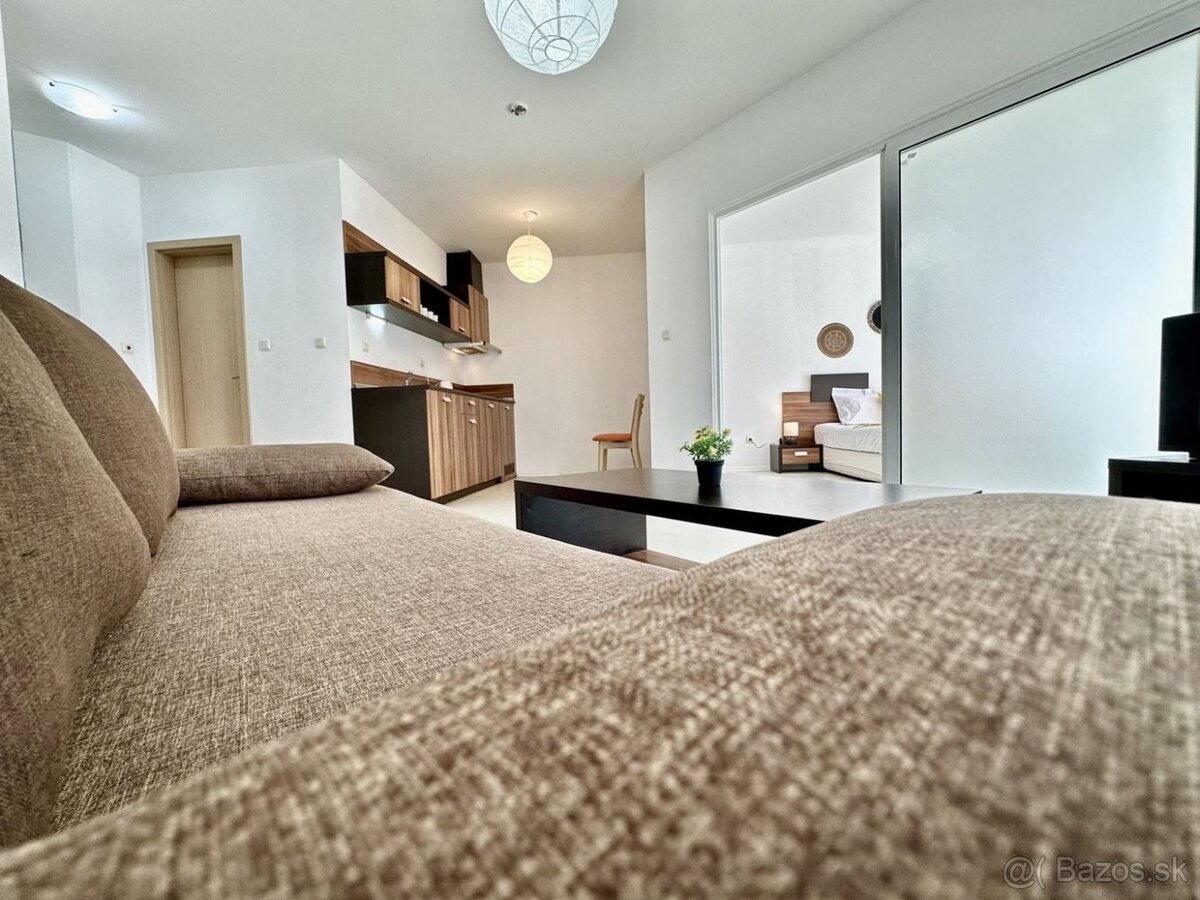 Morský raj pre Vás – zariadený apartmán v prestížnom komplex