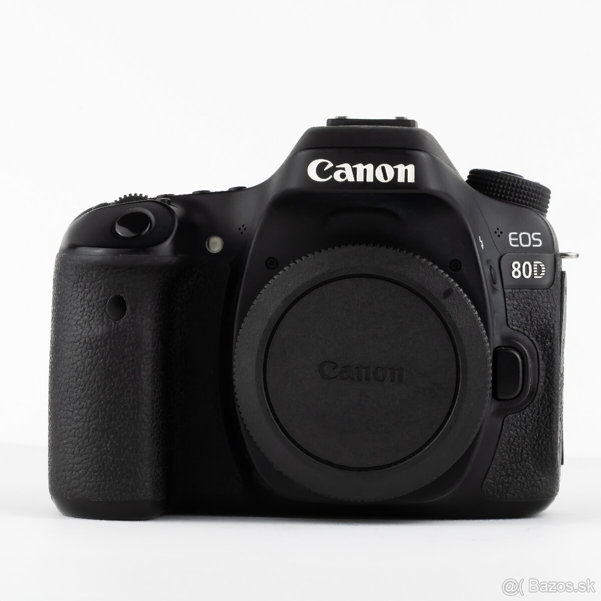 Canon EOS 80D ( telo ) + EF-S 18-135 IS STM