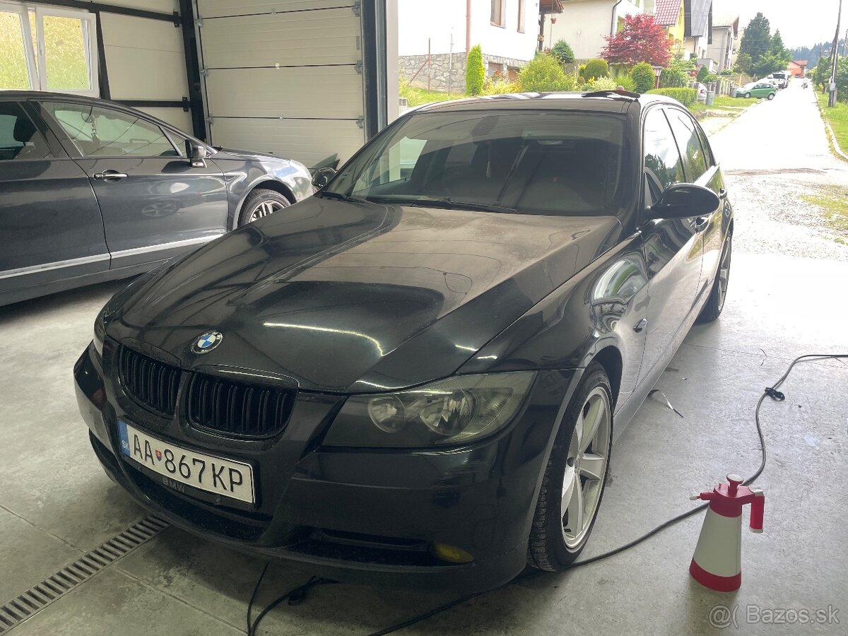 BMW e90 318i
