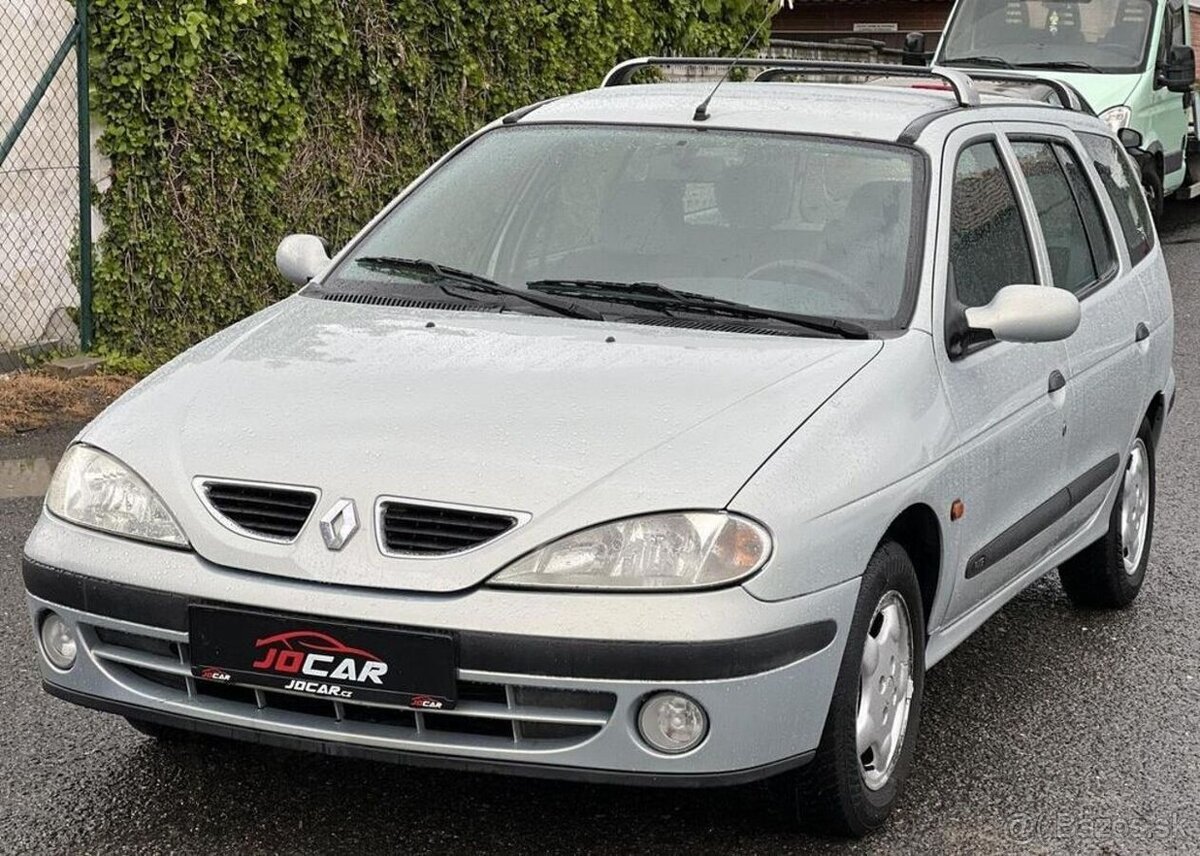 Renault Mégane 1.4i 16v KLIMA DVĚ SADY KOL benzín manuál