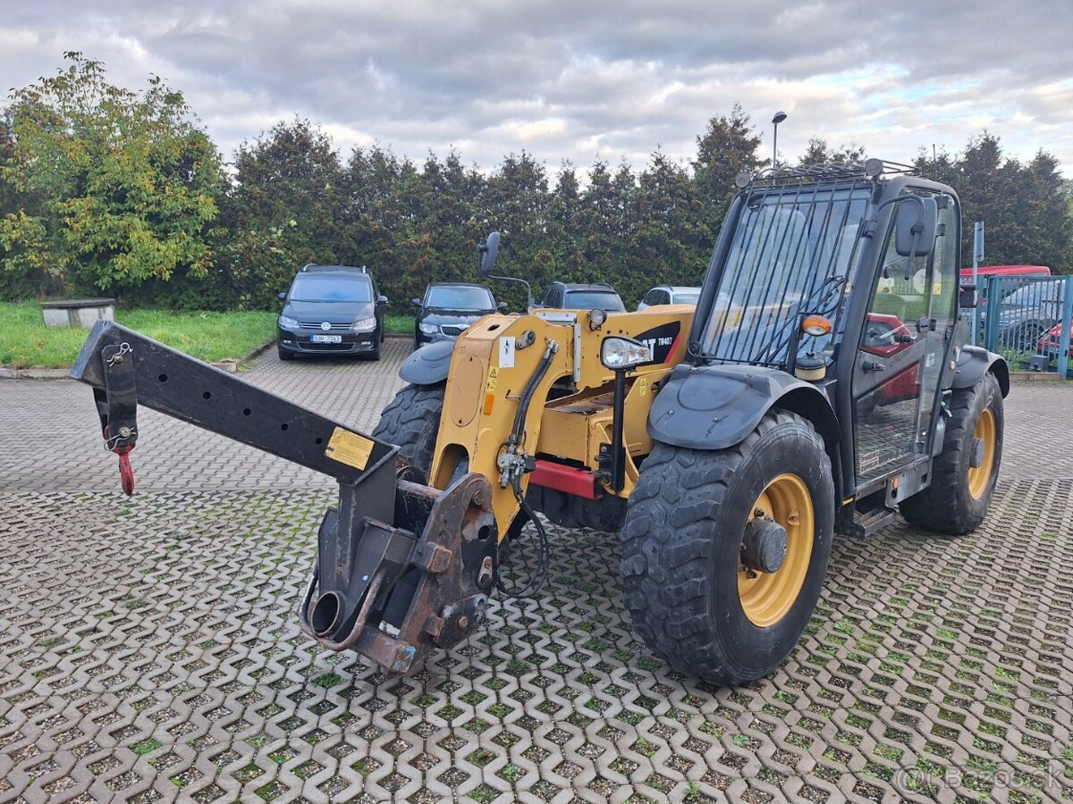 CATERPILLAR TH 407 AG 4X4