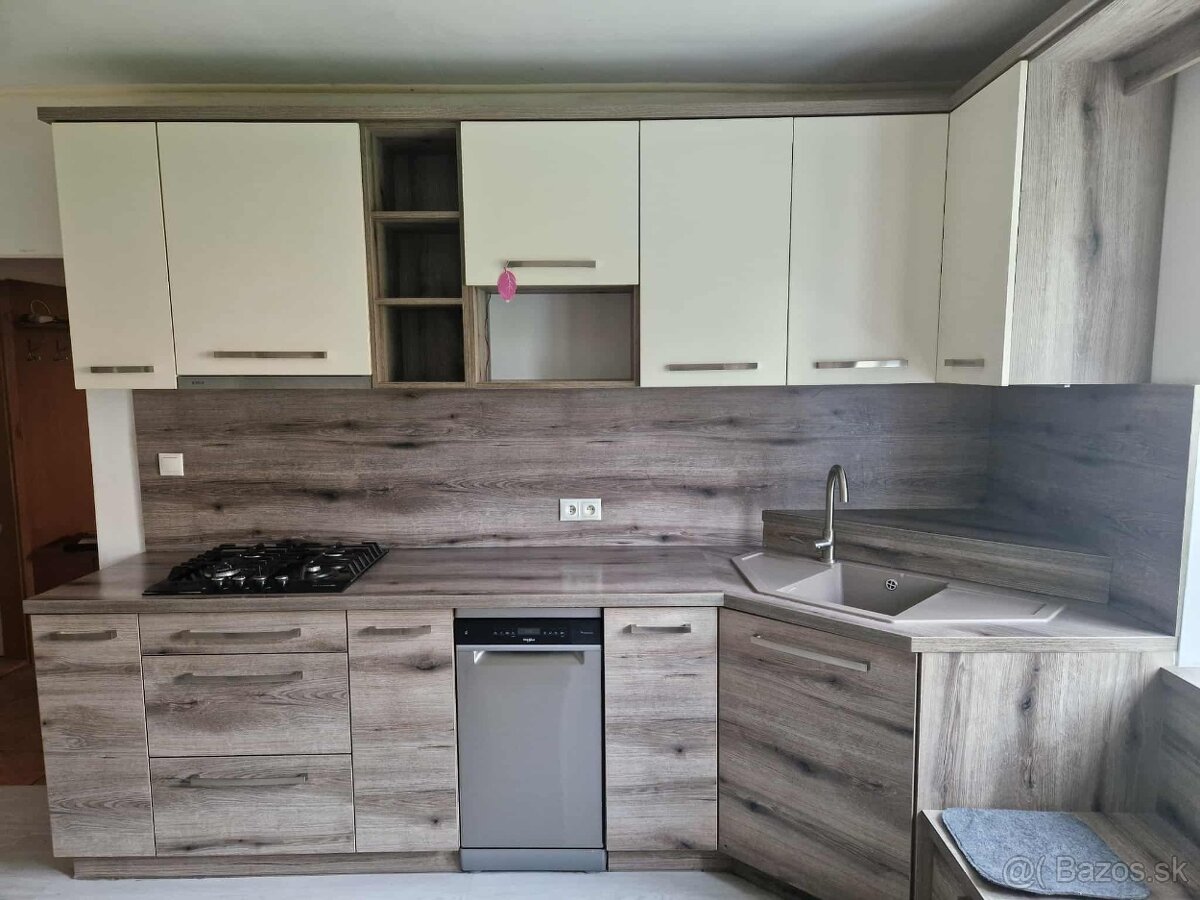 Na predaj 2 izbový byt v meste Žiar nad Hronom