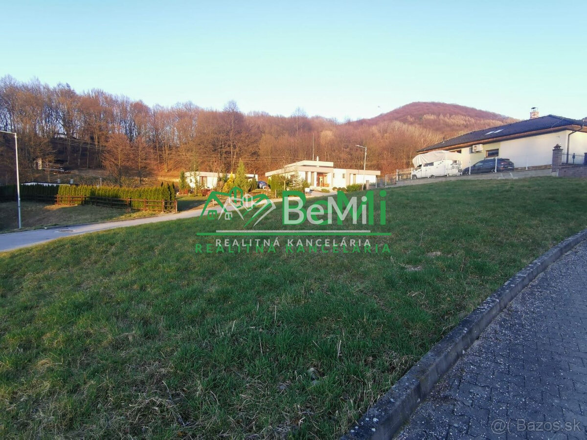 Slnečný pozemok v obci Cígeľ (021-14-ZUPIa)