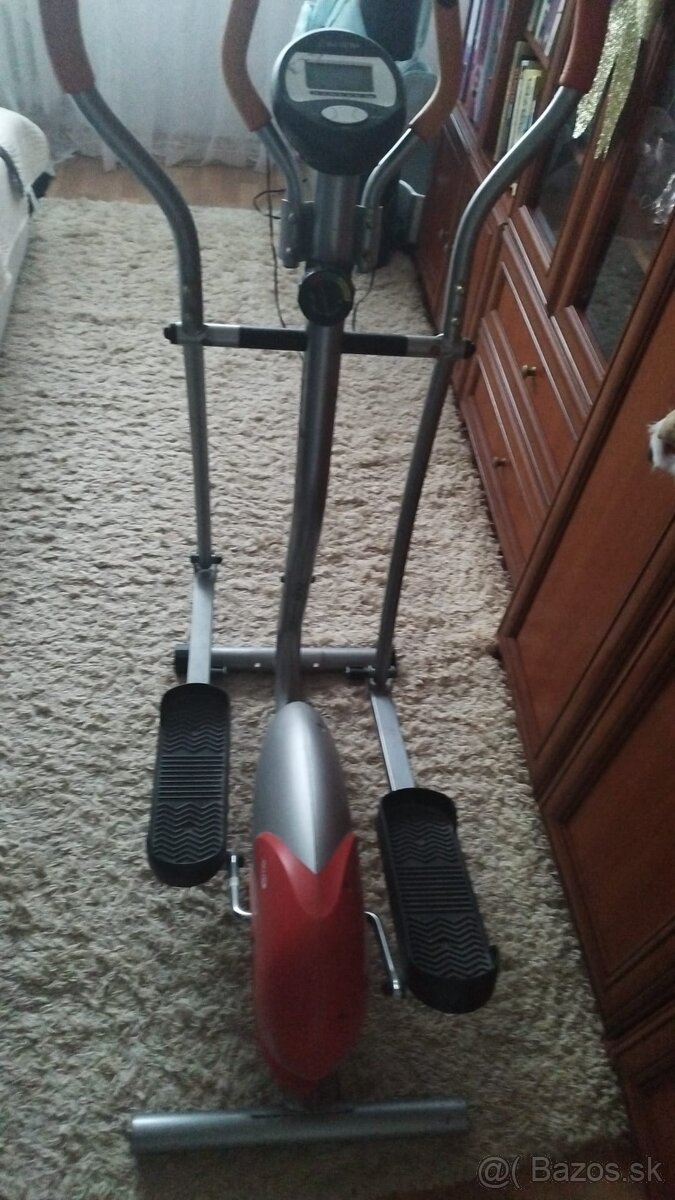Magnetický elipticky trenažér inSPORTline nepoškodený