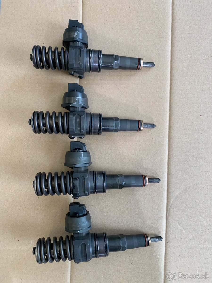 Vstrekovače PD Bosch 0414720215