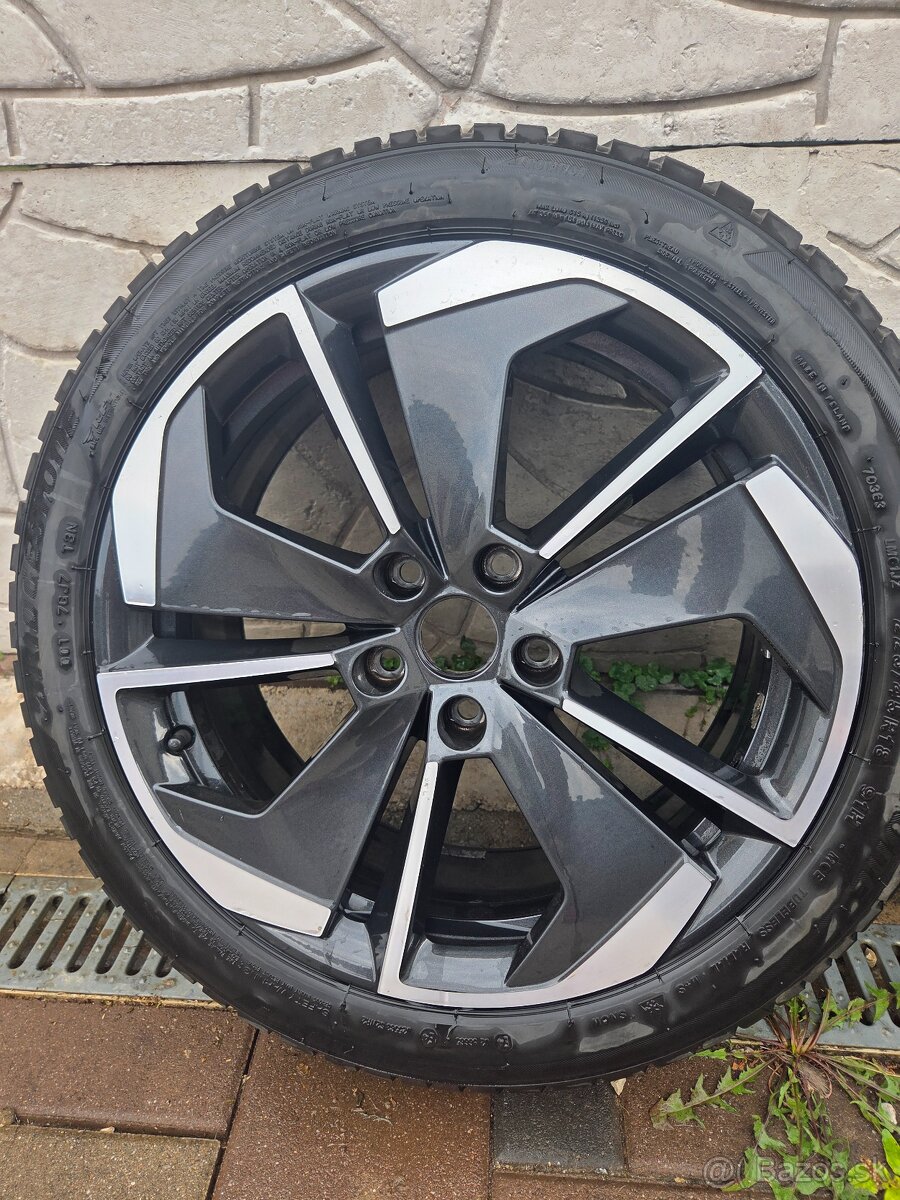 Originál ALU disky VRS 4 R18