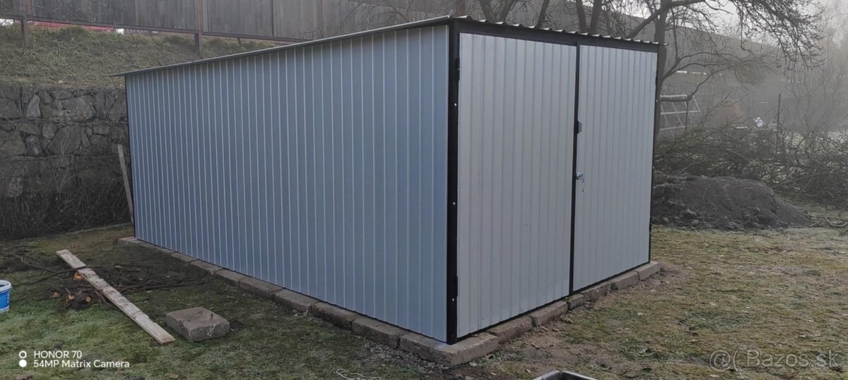 Plechová garáž 2×3 m – aj ako stavebná búda