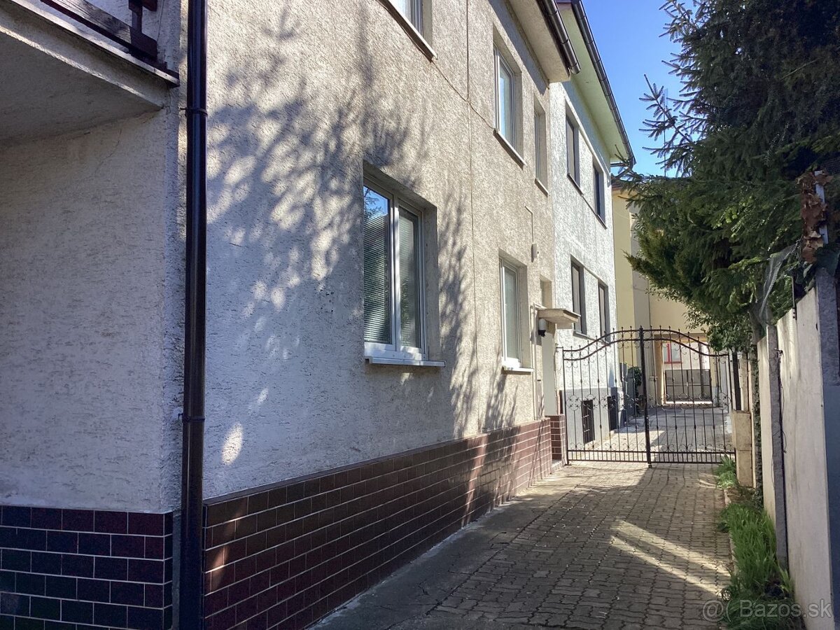 Dom s úžasným potenciálom v centre kúpeľného mesta PIEŠŤANY
