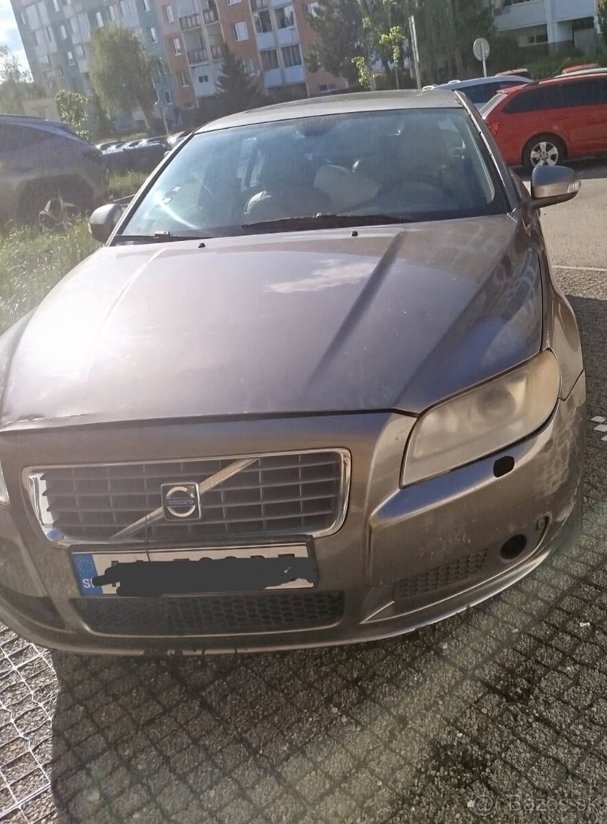Volvo S80