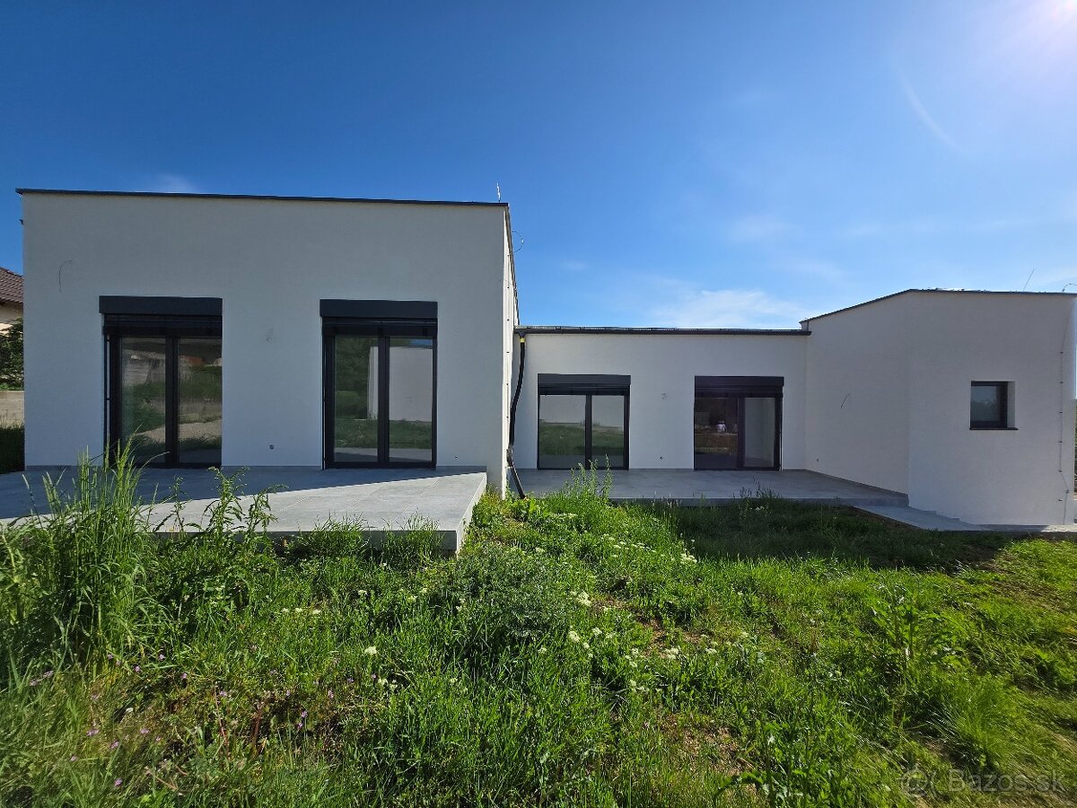 Na predaj novostavba 4i rodinného domu Štitáre pri Nitre
