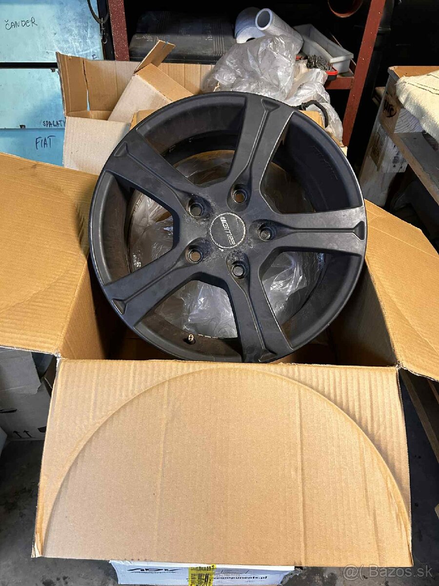 4 ks 5x130 r16 disky C karavan