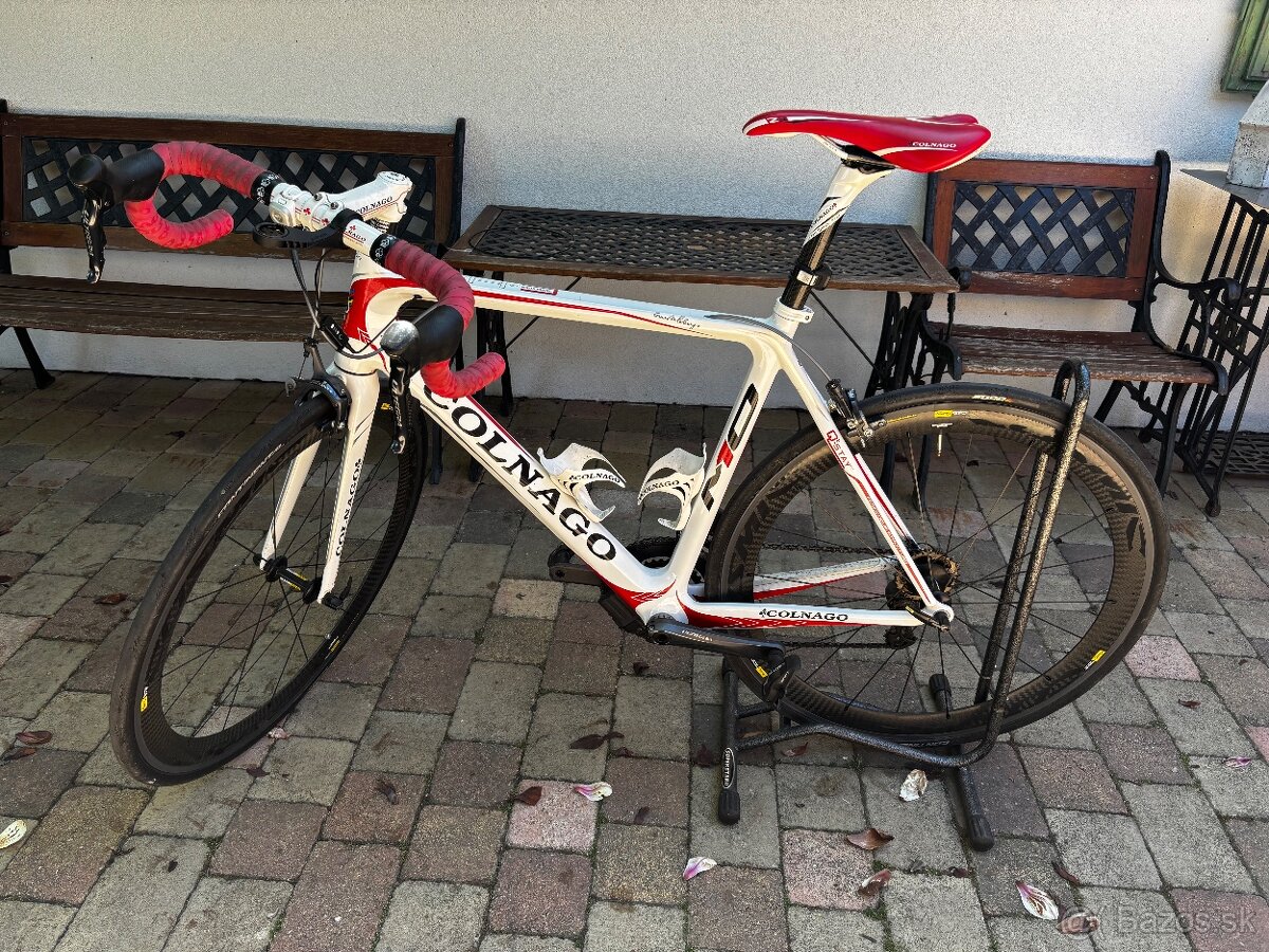 Cestný bycikel Colnago
