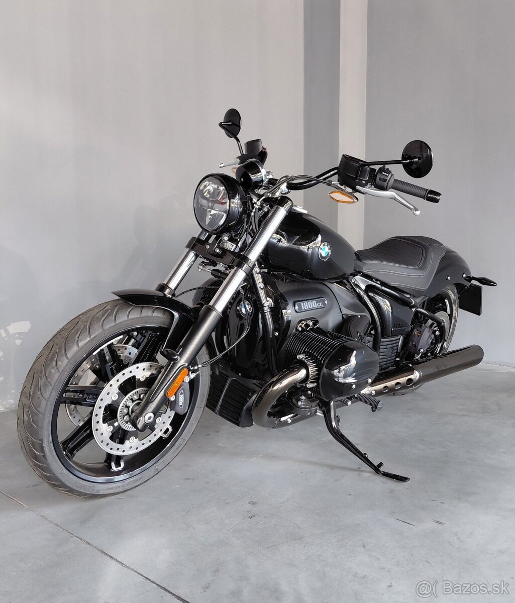 BMW R18