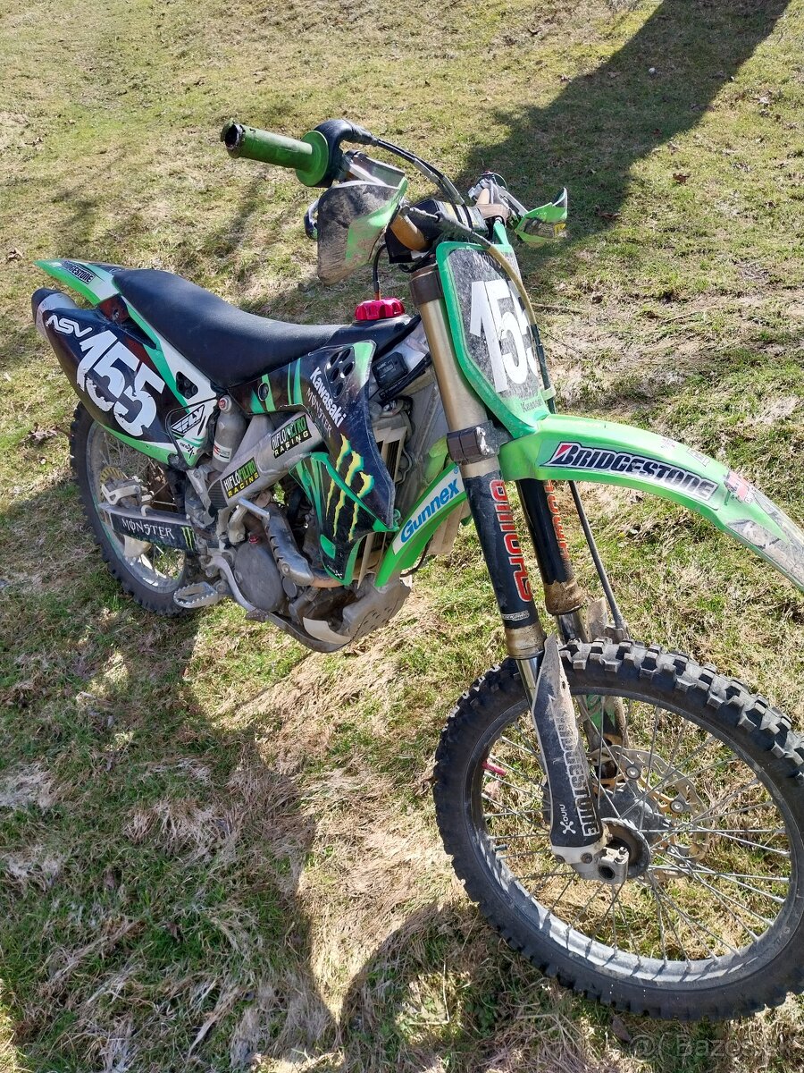 Predam krosku kawasaki 250