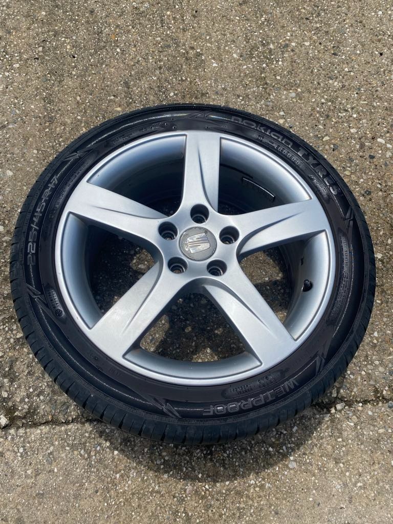 Elektróny+ gumy 225/45 R17
