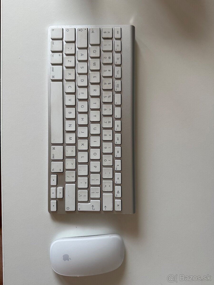 Apple magic keyboard + mouse
