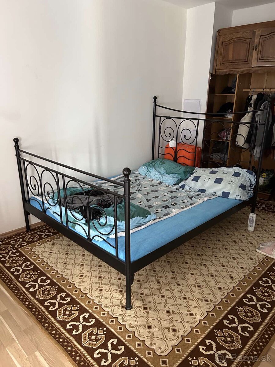 Predam kovovú posteľ 160x200