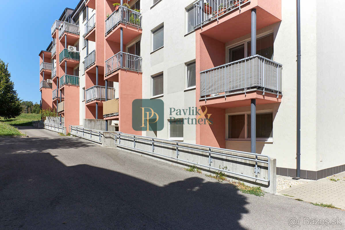 Predaj 3 izbový byt, novostavba, garážové státie