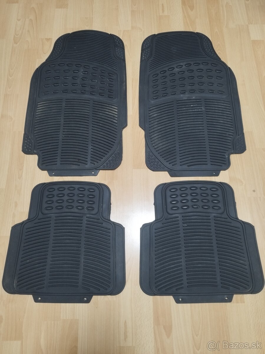Gumové rohože sada 4 kusov univerzálne