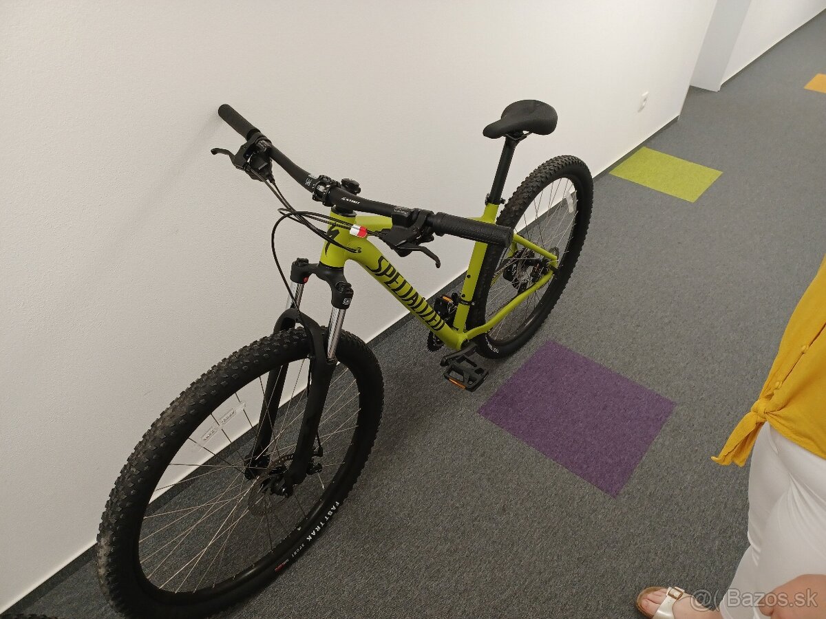 Bicykel Specialized Rockhoper 29'