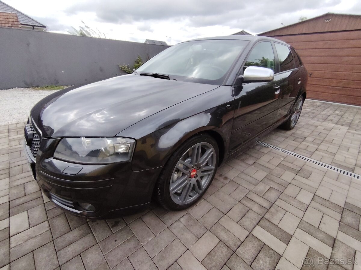 Audi A3 R32  184kw benzín DSG Quatro M2005