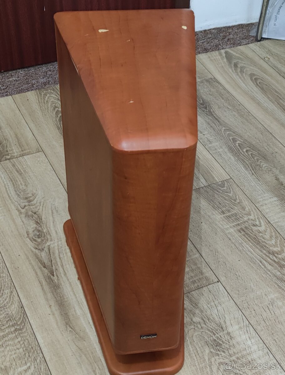 Denon  aktivny subwofer