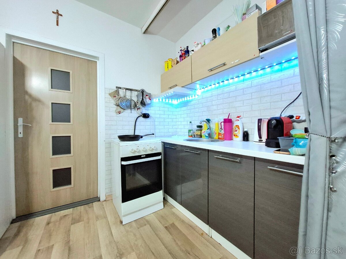 1 IZBOVÝ BYT | VEĽKÉ ROVNÉ | NA PREDAJ