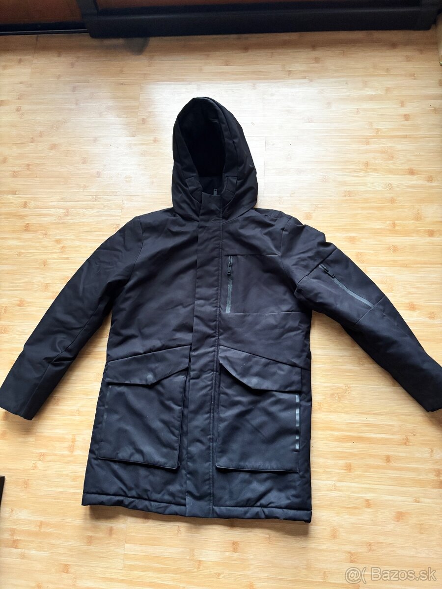 Zimná bunda reserved