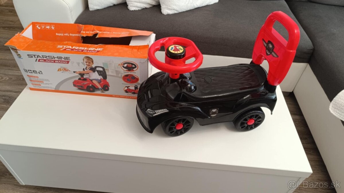 Detské odrážadlo autíčko