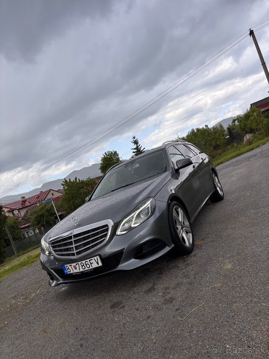 Mercedes Benz E200 CDI, W212