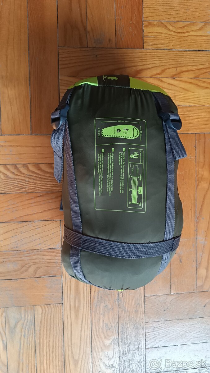 Spací vak McKinley Trekker R10 (syntetika)