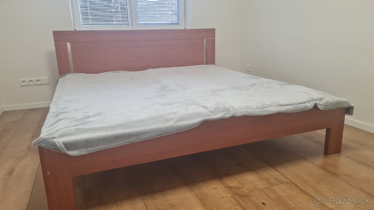 Na predaj postel 180x200