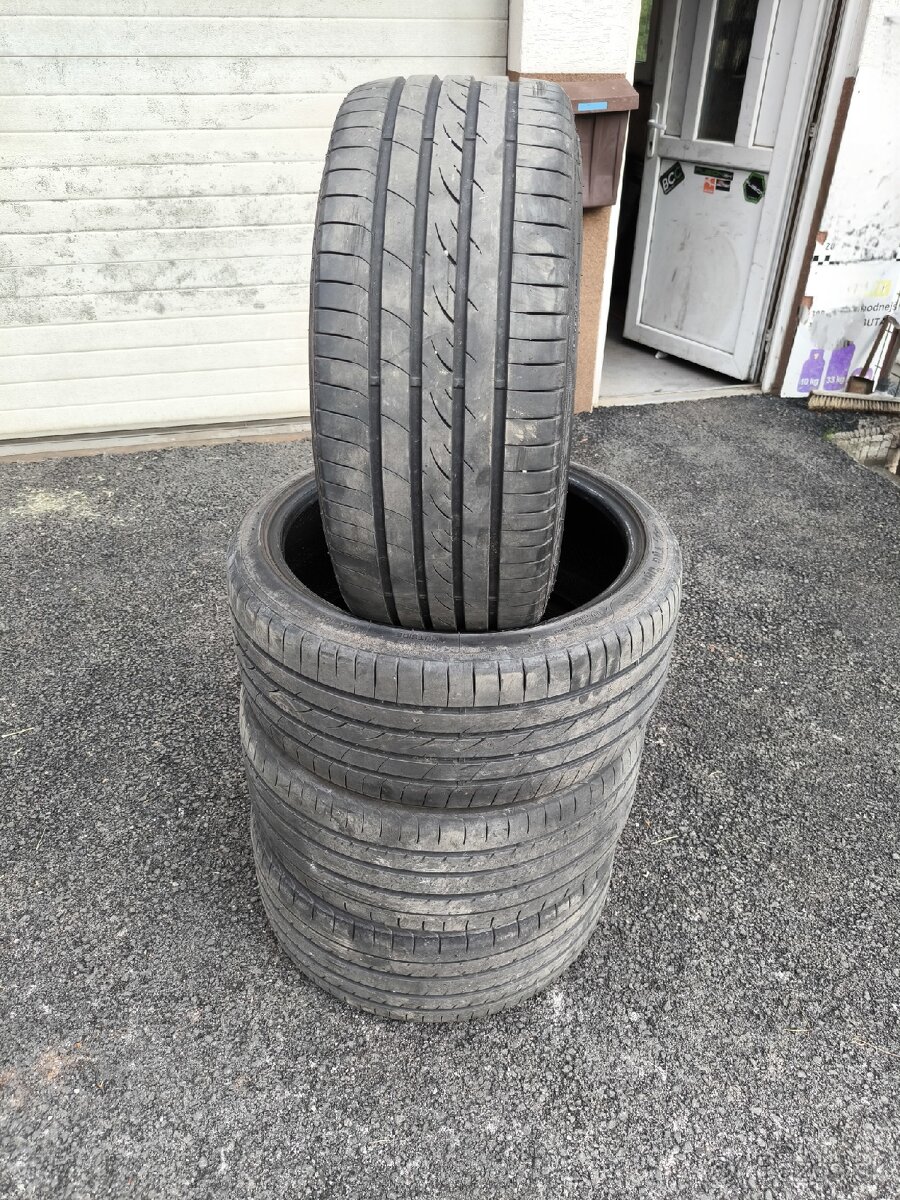 Yokohama+StarPerformer 245/35R19 letné