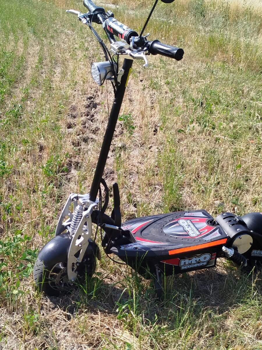 E scooter Nitro.