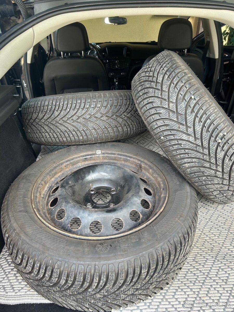 Predam zimne gumy Peugeot / Citroen v perfektnom stave