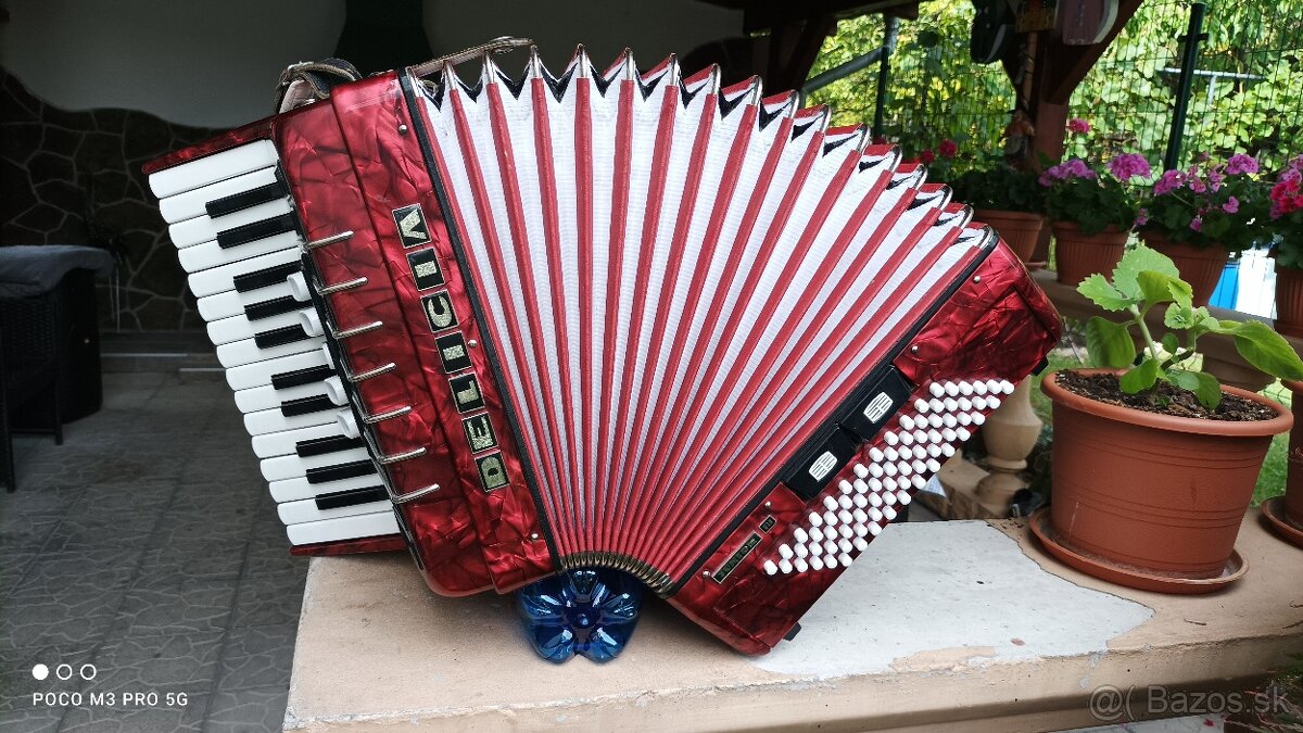 Harmonika -Akordeon.Delícia Junior 72basová.
