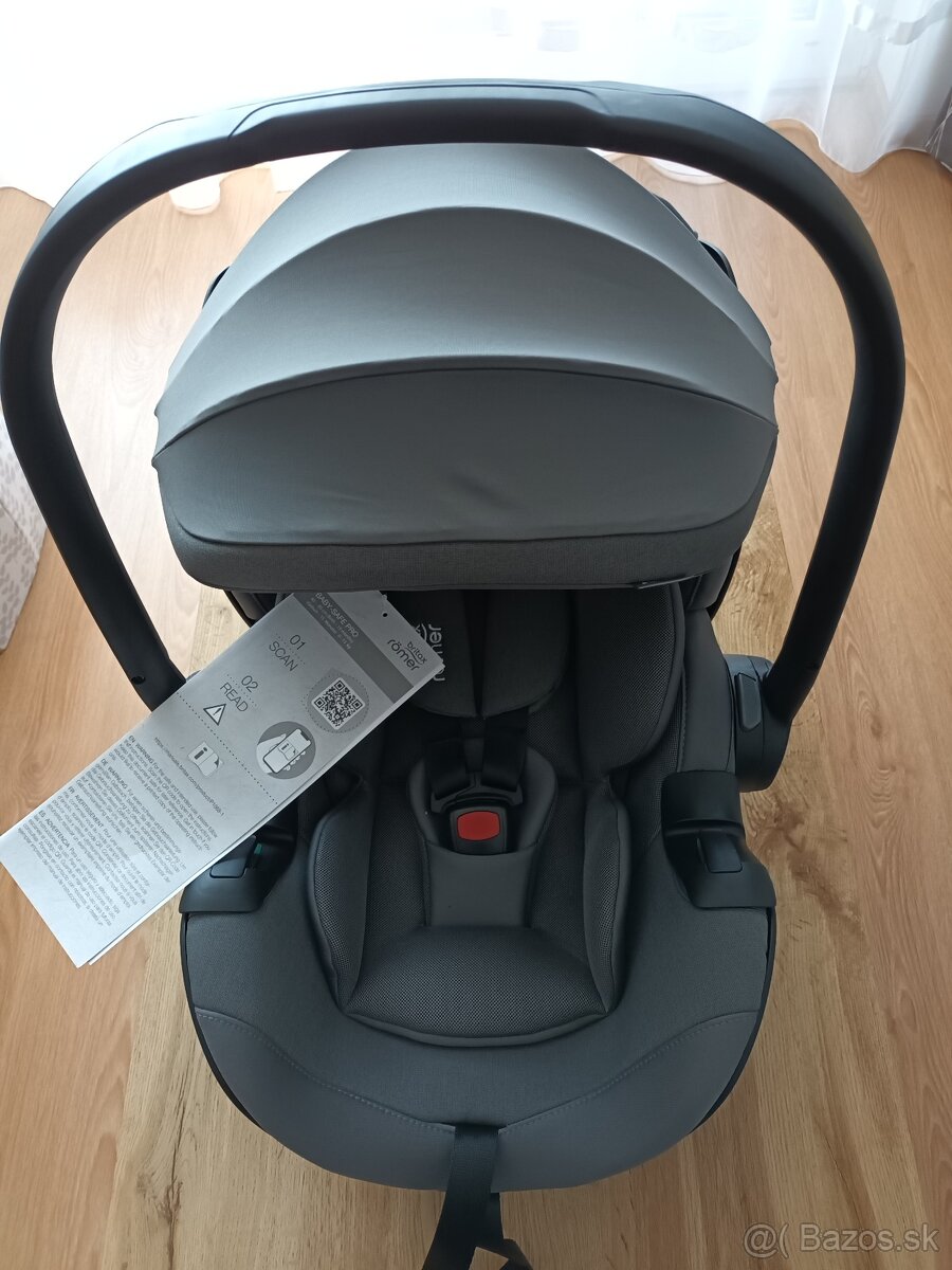 Vajicko Britax Romer Baby-Safe PRO