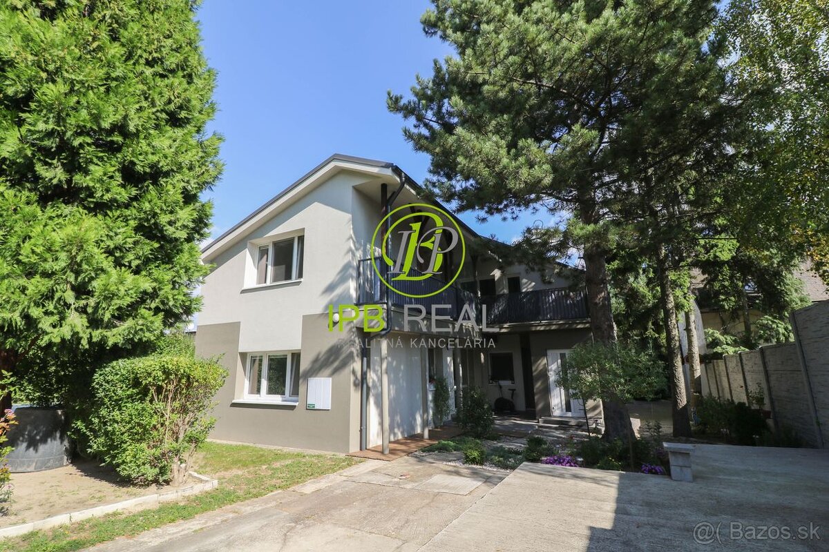 Pekný 7-izbový kompletne zariadený rodinný dom s garážou s v