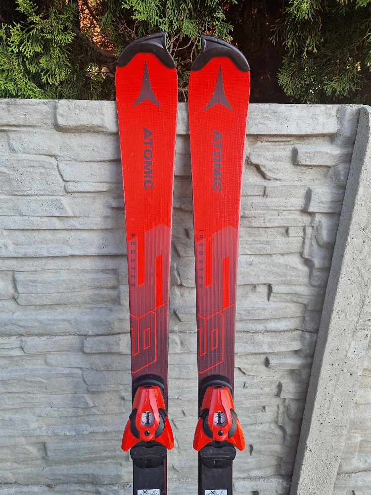 Atomic Redster S9 FIS Junior