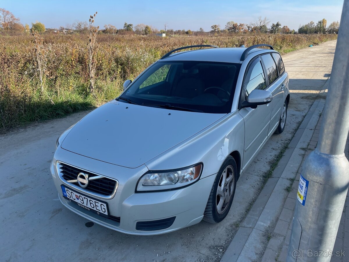 Predám Volvo V50 1,6 D drive e 81kW r 2011