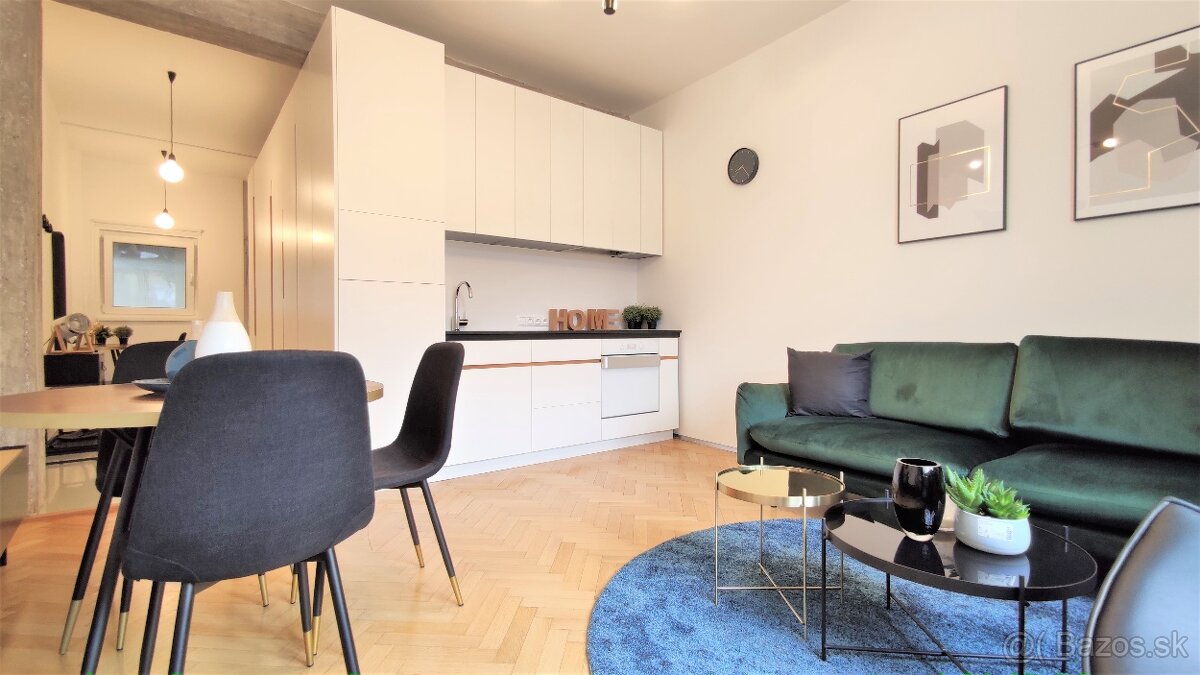 DIZAJNOVÝ 1,5 IZB.BYT V CENTRE, MEDENÁ UL, STARÉ MESTO