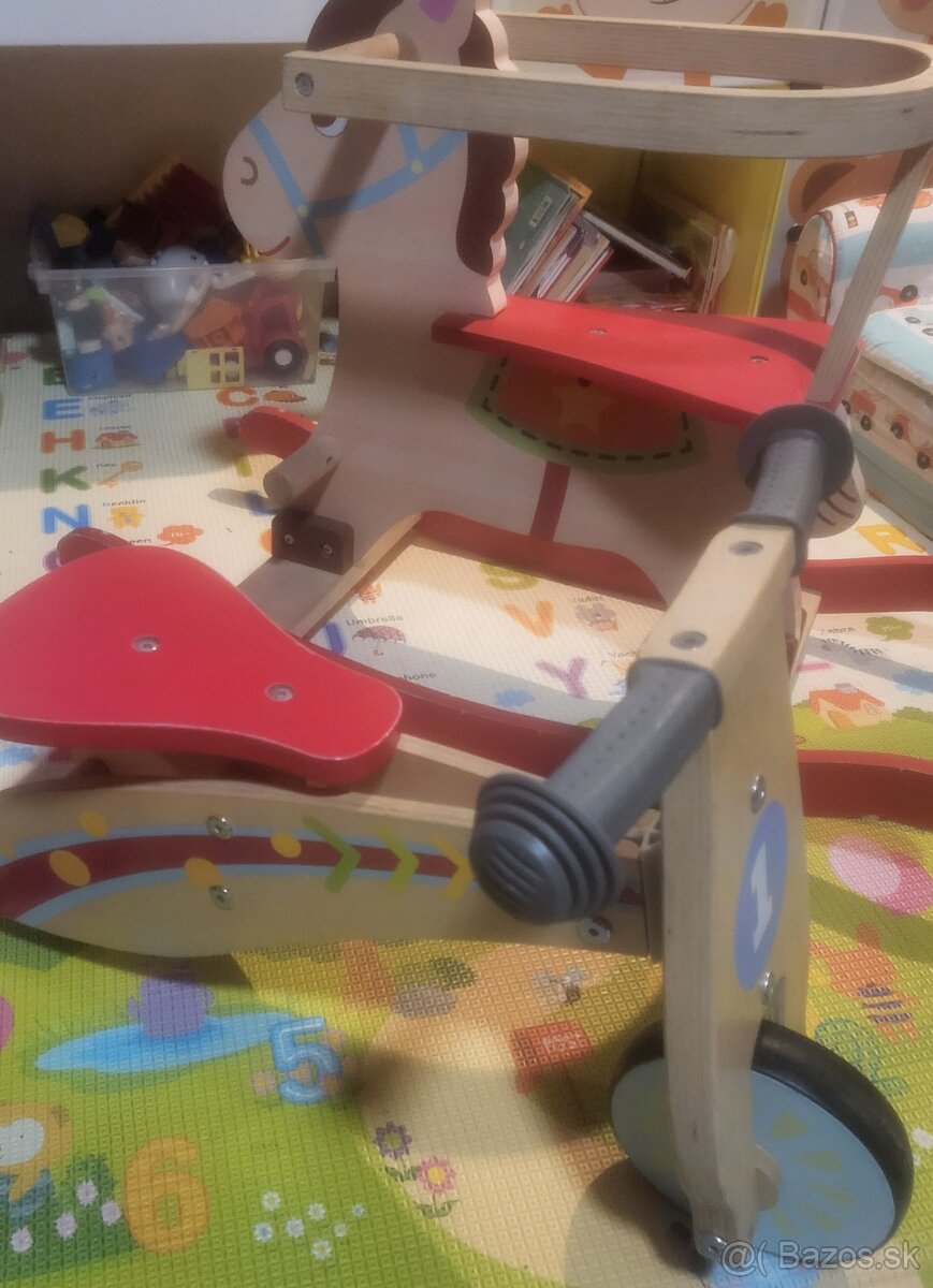 Odrážadlo a hojdací koník