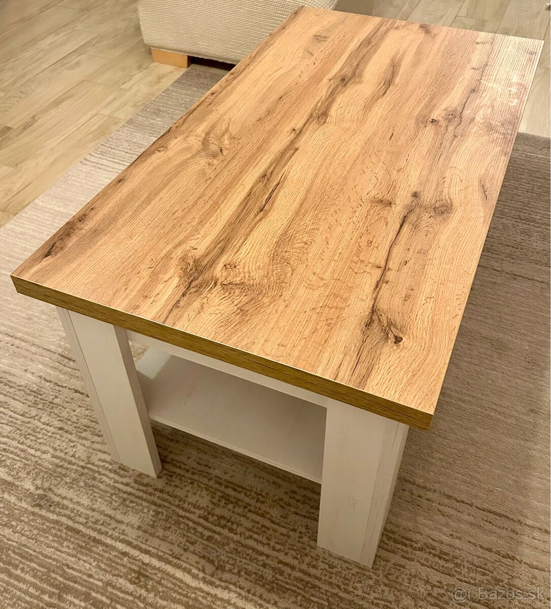 Konferenčný stolík