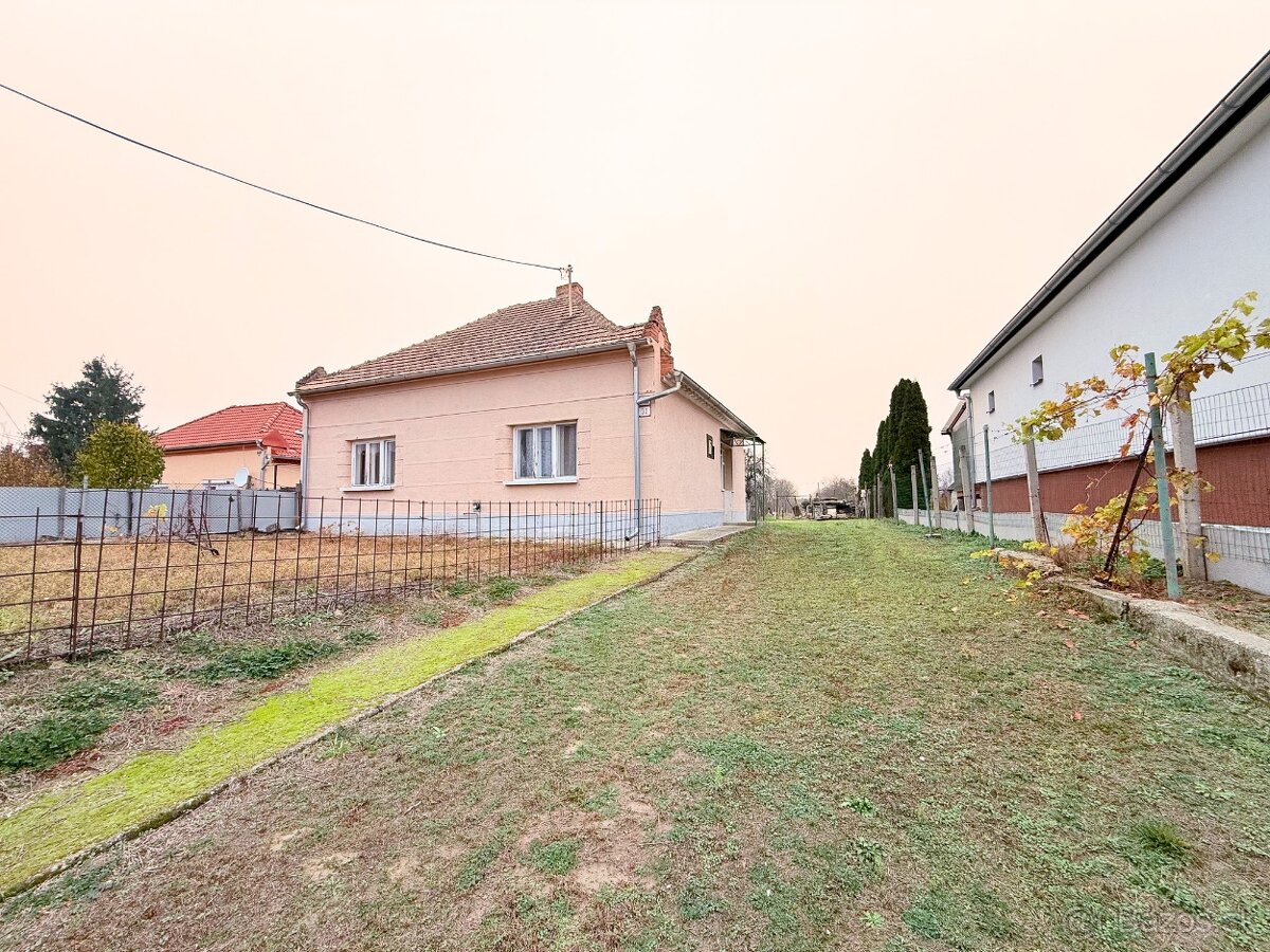 RODINNÝ DOM | VEĽKÝ POZEMOK | MOŽNOSŤ REKONŠTRUKCIE