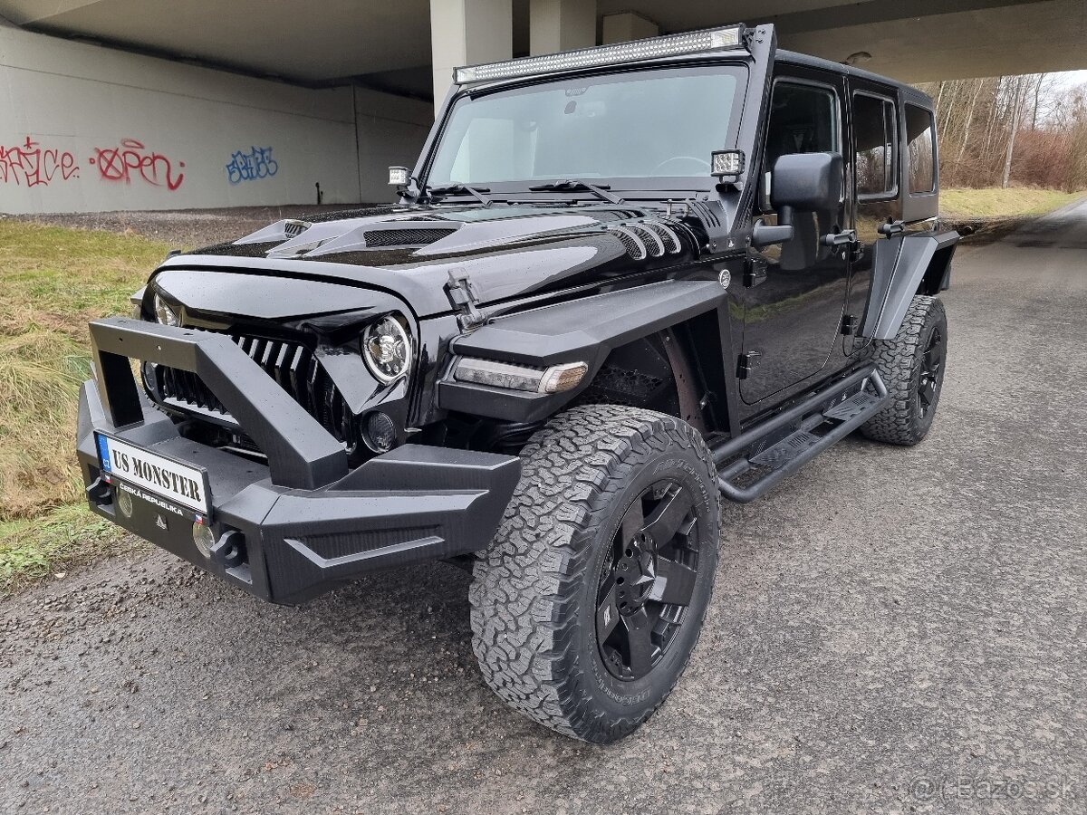 Jeep Wrangler, 3,6L V6 MAUÁL CUSTOM BLACK